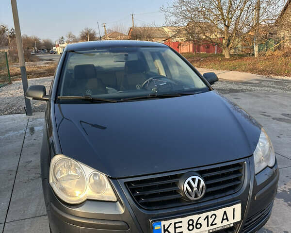 Серый Фольксваген Поло, объемом двигателя 1.4 л и пробегом 194 тыс. км за 6200 $, фото 11 на Automoto.ua