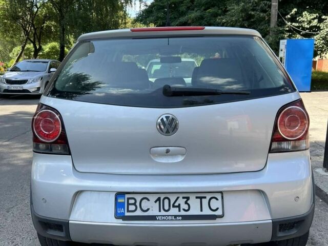 Сірий Фольксваген Поло, об'ємом двигуна 1.4 л та пробігом 184 тис. км за 5500 $, фото 6 на Automoto.ua