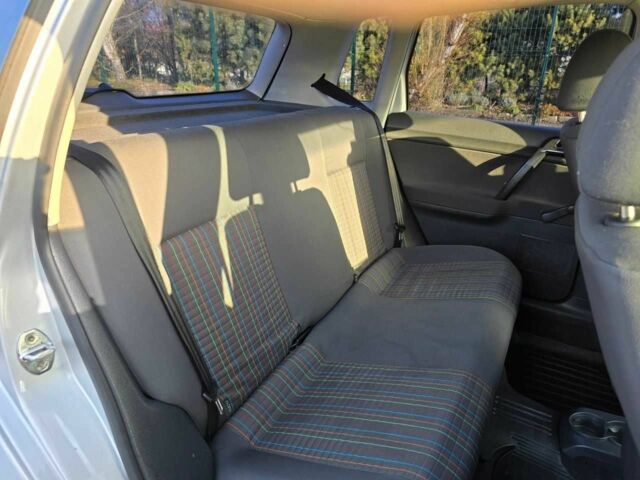 Серый Фольксваген Поло, объемом двигателя 1.4 л и пробегом 199 тыс. км за 5099 $, фото 16 на Automoto.ua