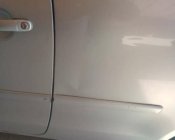 Серый Фольксваген Поло, объемом двигателя 1.42 л и пробегом 255 тыс. км за 3499 $, фото 6 на Automoto.ua