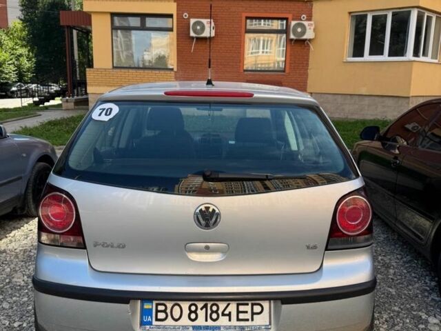 Сірий Фольксваген Поло, об'ємом двигуна 1.4 л та пробігом 110 тис. км за 5700 $, фото 3 на Automoto.ua