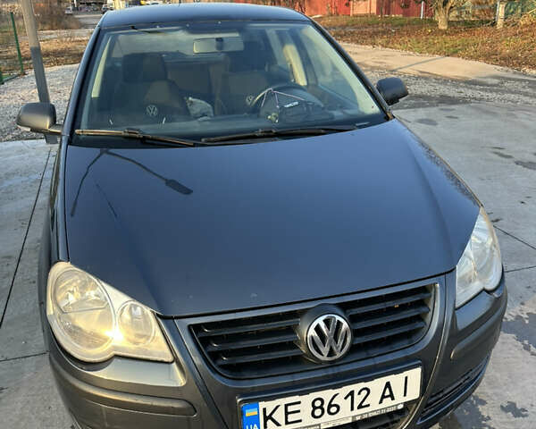 Серый Фольксваген Поло, объемом двигателя 1.4 л и пробегом 194 тыс. км за 6200 $, фото 13 на Automoto.ua