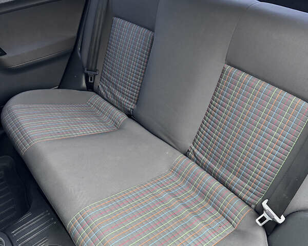 Серый Фольксваген Поло, объемом двигателя 1.4 л и пробегом 199 тыс. км за 4800 $, фото 10 на Automoto.ua