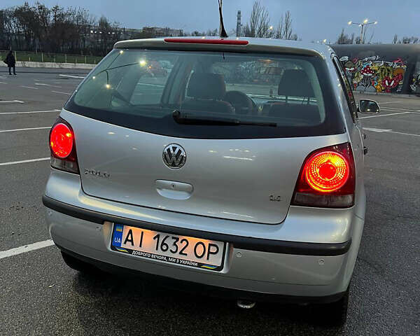 Сірий Фольксваген Поло, об'ємом двигуна 1.4 л та пробігом 113 тис. км за 5200 $, фото 7 на Automoto.ua
