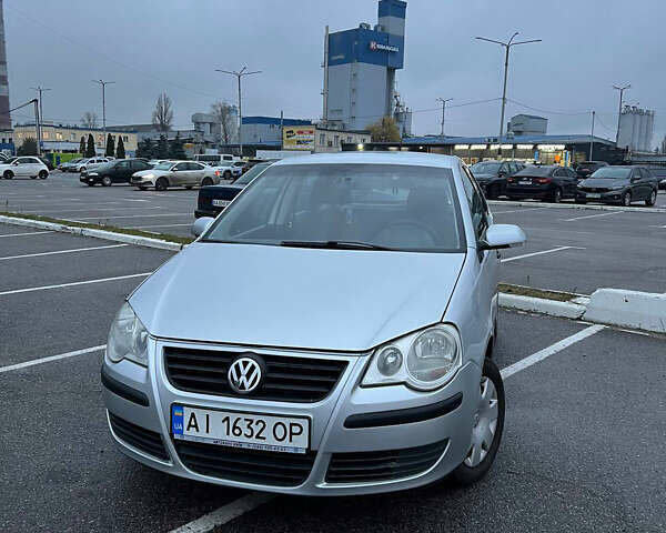 Сірий Фольксваген Поло, об'ємом двигуна 1.4 л та пробігом 113 тис. км за 5200 $, фото 22 на Automoto.ua