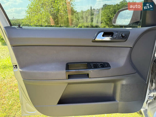 Серый Фольксваген Поло, объемом двигателя 1.39 л и пробегом 133 тыс. км за 4500 $, фото 10 на Automoto.ua