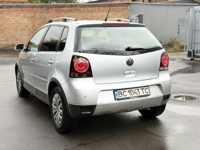 Сірий Фольксваген Поло, об'ємом двигуна 1.4 л та пробігом 180 тис. км за 6700 $, фото 3 на Automoto.ua