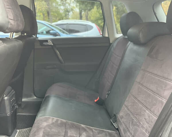 Серый Фольксваген Поло, объемом двигателя 1.2 л и пробегом 234 тыс. км за 4900 $, фото 24 на Automoto.ua