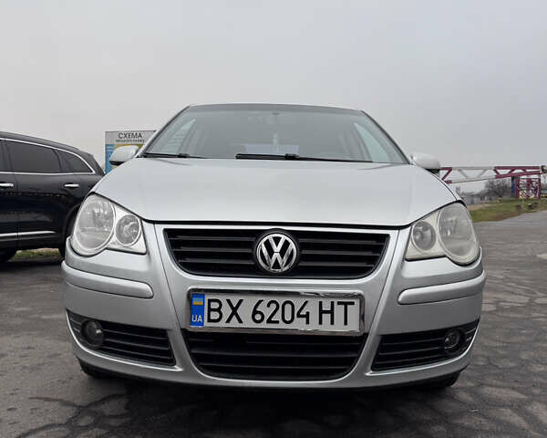 Серый Фольксваген Поло, объемом двигателя 1.4 л и пробегом 199 тыс. км за 4800 $, фото 6 на Automoto.ua