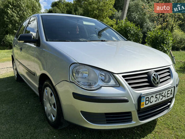 Серый Фольксваген Поло, объемом двигателя 1.39 л и пробегом 133 тыс. км за 4500 $, фото 6 на Automoto.ua