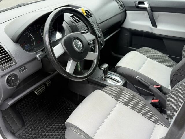 Сірий Фольксваген Поло, об'ємом двигуна 1.4 л та пробігом 180 тис. км за 6700 $, фото 17 на Automoto.ua