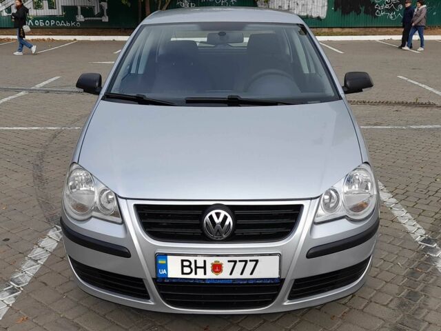 Сірий Фольксваген Поло, об'ємом двигуна 1.4 л та пробігом 195 тис. км за 5800 $, фото 1 на Automoto.ua
