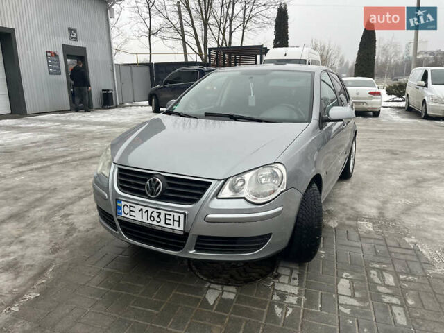 Серый Фольксваген Поло, объемом двигателя 1.42 л и пробегом 265 тыс. км за 5000 $, фото 23 на Automoto.ua