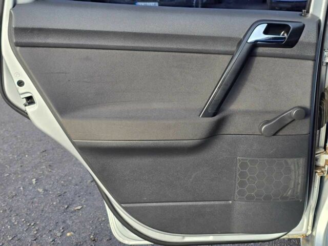 Серый Фольксваген Поло, объемом двигателя 1.4 л и пробегом 199 тыс. км за 5099 $, фото 23 на Automoto.ua