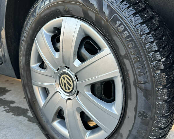 Серый Фольксваген Поло, объемом двигателя 1.4 л и пробегом 194 тыс. км за 6200 $, фото 15 на Automoto.ua