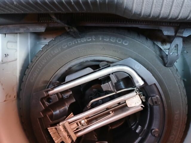 Серый Фольксваген Поло, объемом двигателя 0 л и пробегом 180 тыс. км за 4600 $, фото 12 на Automoto.ua