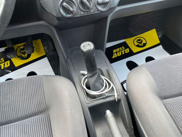 Серый Фольксваген Поло, объемом двигателя 1.4 л и пробегом 222 тыс. км за 4200 $, фото 16 на Automoto.ua