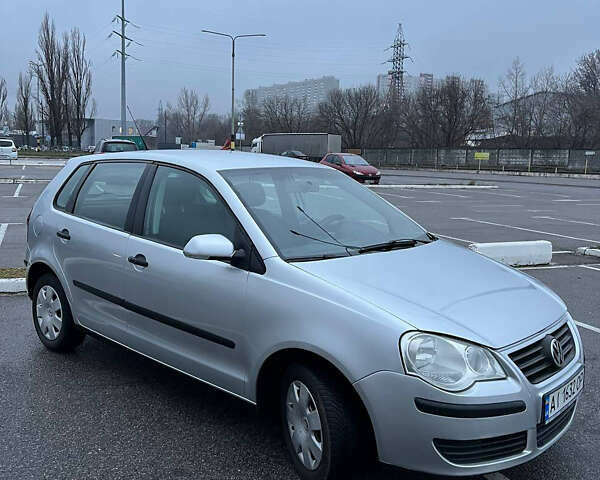 Сірий Фольксваген Поло, об'ємом двигуна 1.4 л та пробігом 113 тис. км за 5200 $, фото 23 на Automoto.ua