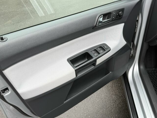 Сірий Фольксваген Поло, об'ємом двигуна 1.4 л та пробігом 180 тис. км за 6700 $, фото 15 на Automoto.ua