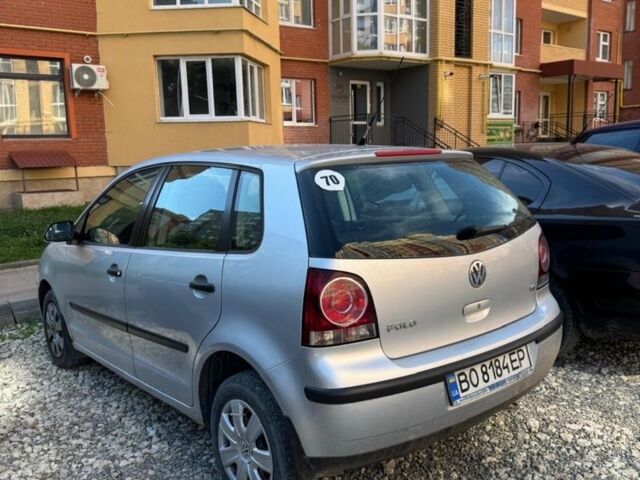 Сірий Фольксваген Поло, об'ємом двигуна 1.4 л та пробігом 110 тис. км за 5700 $, фото 2 на Automoto.ua