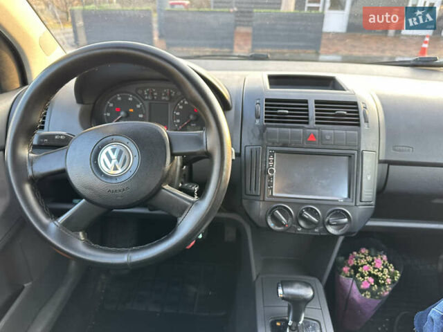 Серый Фольксваген Поло, объемом двигателя 1.4 л и пробегом 194 тыс. км за 6200 $, фото 18 на Automoto.ua