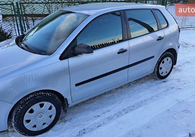 Серый Фольксваген Поло, объемом двигателя 1.4 л и пробегом 147 тыс. км за 4400 $, фото 8 на Automoto.ua