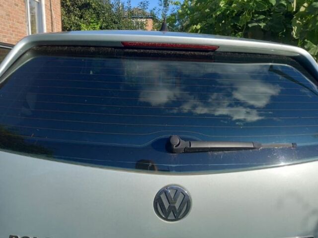 Серый Фольксваген Поло, объемом двигателя 1.4 л и пробегом 328 тыс. км за 4350 $, фото 14 на Automoto.ua