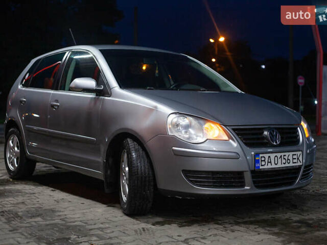 Сірий Фольксваген Поло, об'ємом двигуна 1.4 л та пробігом 183 тис. км за 5200 $, фото 1 на Automoto.ua