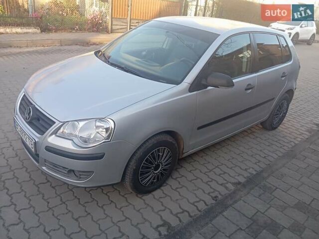 Сірий Фольксваген Поло, об'ємом двигуна 1.39 л та пробігом 215 тис. км за 4500 $, фото 3 на Automoto.ua