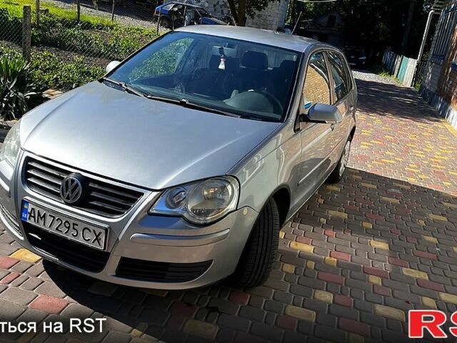 Серый Фольксваген Поло, объемом двигателя 1.4 л и пробегом 250 тыс. км за 5100 $, фото 6 на Automoto.ua