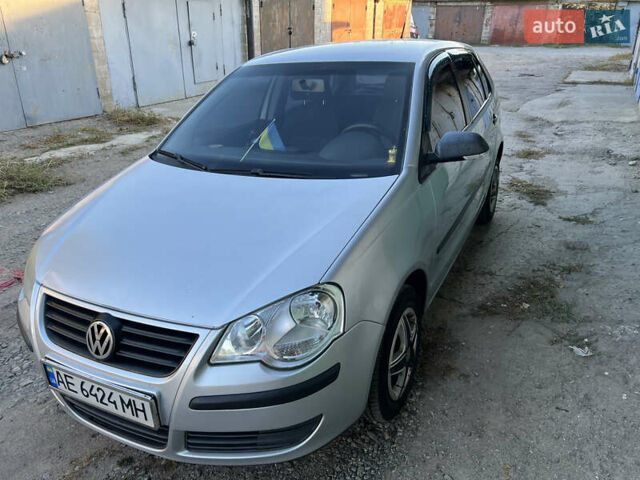 Сірий Фольксваген Поло, об'ємом двигуна 1.39 л та пробігом 137 тис. км за 4700 $, фото 9 на Automoto.ua