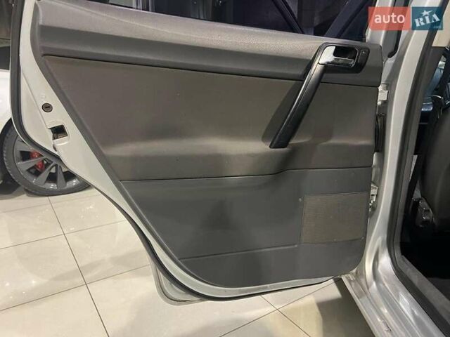 Сірий Фольксваген Поло, об'ємом двигуна 1.4 л та пробігом 254 тис. км за 4590 $, фото 13 на Automoto.ua