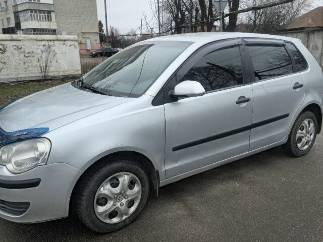 Сірий Фольксваген Поло, об'ємом двигуна 1.4 л та пробігом 160 тис. км за 4650 $, фото 2 на Automoto.ua