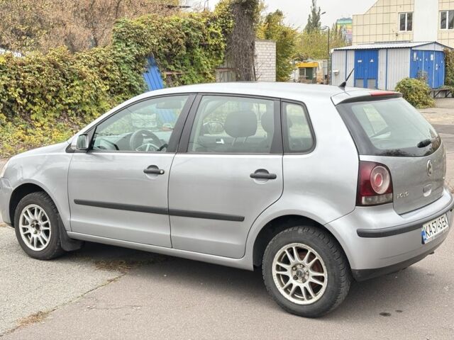 Сірий Фольксваген Поло, об'ємом двигуна 1.4 л та пробігом 276 тис. км за 5300 $, фото 7 на Automoto.ua