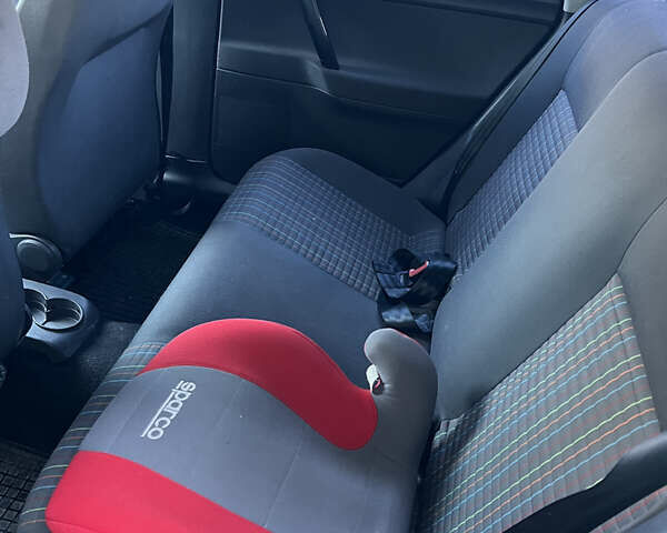 Сірий Фольксваген Поло, об'ємом двигуна 1.39 л та пробігом 137 тис. км за 4700 $, фото 13 на Automoto.ua