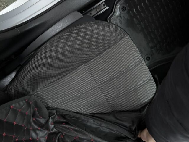 Сірий Фольксваген Поло, об'ємом двигуна 0 л та пробігом 190 тис. км за 4700 $, фото 18 на Automoto.ua