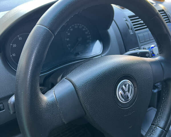 Сірий Фольксваген Поло, об'ємом двигуна 1.39 л та пробігом 137 тис. км за 4700 $, фото 10 на Automoto.ua