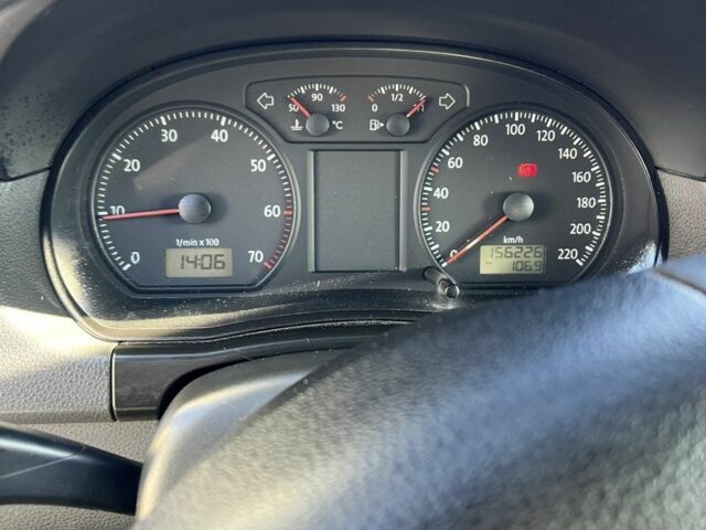 Серый Фольксваген Поло, объемом двигателя 1.4 л и пробегом 157 тыс. км за 4700 $, фото 7 на Automoto.ua