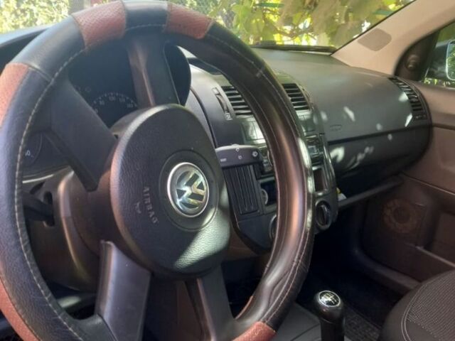 Серый Фольксваген Поло, объемом двигателя 1.4 л и пробегом 328 тыс. км за 4350 $, фото 6 на Automoto.ua