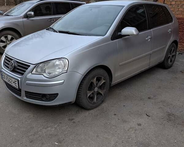 Сірий Фольксваген Поло, об'ємом двигуна 1.6 л та пробігом 188 тис. км за 5600 $, фото 1 на Automoto.ua