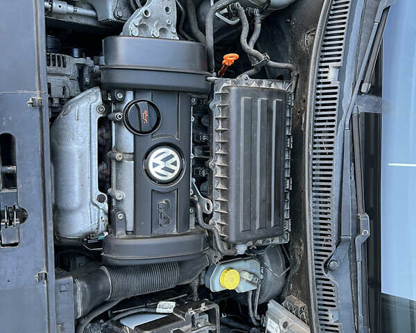 Сірий Фольксваген Поло, об'ємом двигуна 1.39 л та пробігом 137 тис. км за 4700 $, фото 14 на Automoto.ua