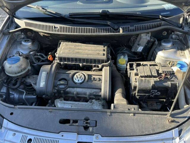 Серый Фольксваген Поло, объемом двигателя 1.4 л и пробегом 157 тыс. км за 4700 $, фото 9 на Automoto.ua