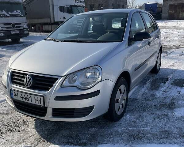 Серый Фольксваген Поло, объемом двигателя 1.39 л и пробегом 188 тыс. км за 6300 $, фото 6 на Automoto.ua