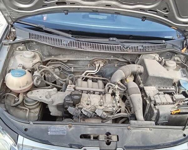 Сірий Фольксваген Поло, об'ємом двигуна 1.2 л та пробігом 243 тис. км за 3500 $, фото 12 на Automoto.ua