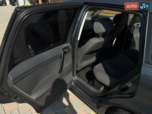 Серый Фольксваген Поло, объемом двигателя 1.4 л и пробегом 310 тыс. км за 4800 $, фото 9 на Automoto.ua