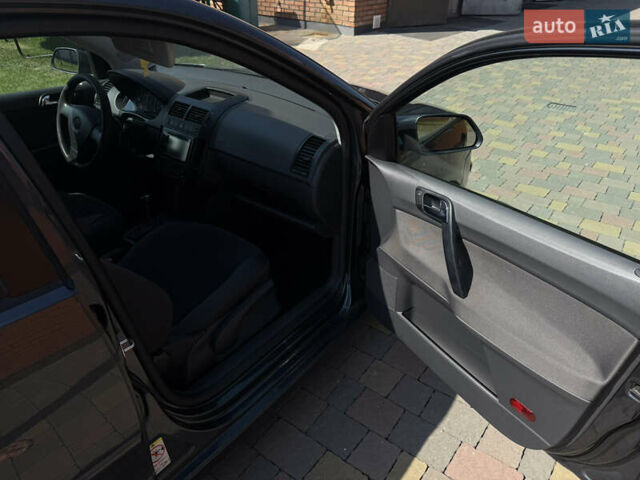 Серый Фольксваген Поло, объемом двигателя 1.4 л и пробегом 310 тыс. км за 4800 $, фото 7 на Automoto.ua