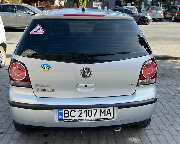 Серый Фольксваген Поло, объемом двигателя 1.4 л и пробегом 237 тыс. км за 4600 $, фото 56 на Automoto.ua