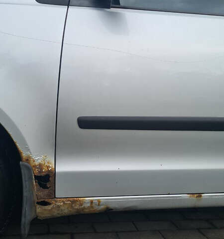 Серый Фольксваген Поло, объемом двигателя 1.4 л и пробегом 289 тыс. км за 5000 $, фото 6 на Automoto.ua