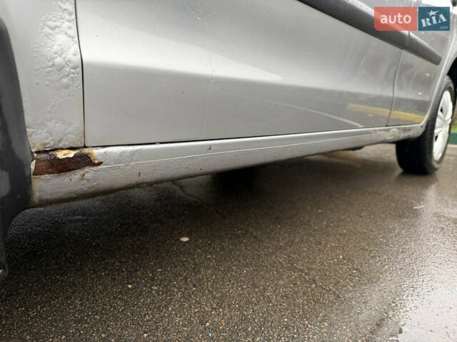 Серый Фольксваген Поло, объемом двигателя 1.39 л и пробегом 153 тыс. км за 3999 $, фото 6 на Automoto.ua