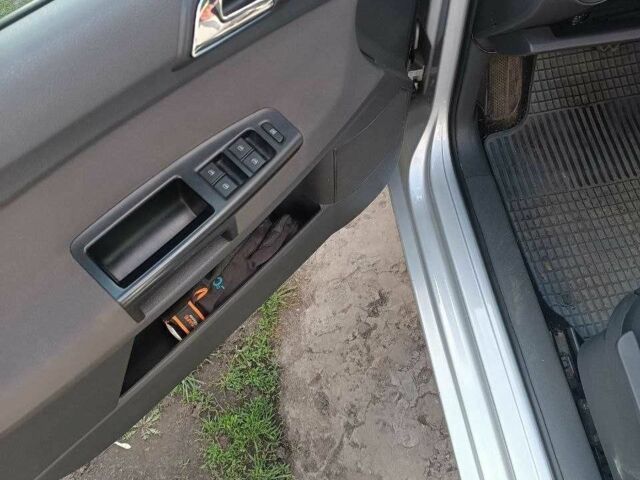 Серый Фольксваген Поло, объемом двигателя 1.2 л и пробегом 216 тыс. км за 4500 $, фото 8 на Automoto.ua